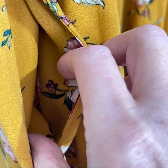 Xhilaration V-Neck Long Sleeve Dress   - Picture 7 of 10